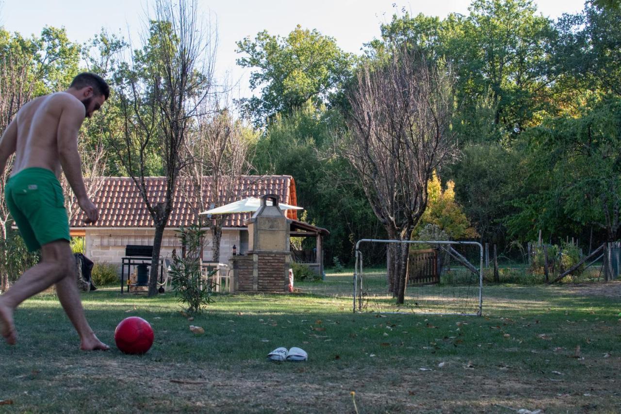 Les Pruniers De La Cipiere Villa Peyzac-le-Moustier Bagian luar foto